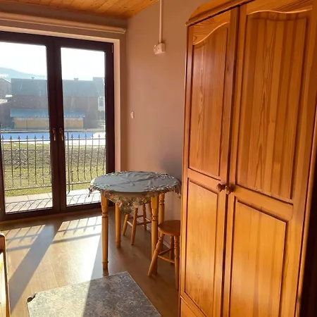 ファームステイ Pod Swierkami -