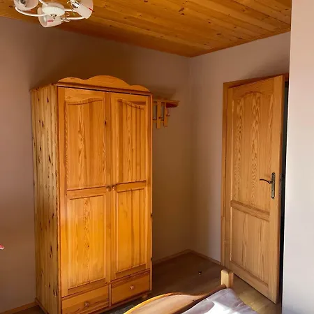 Pod Swierkami - ファームステイ *