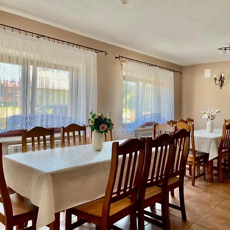 ファームステイ Pod Swierkami -